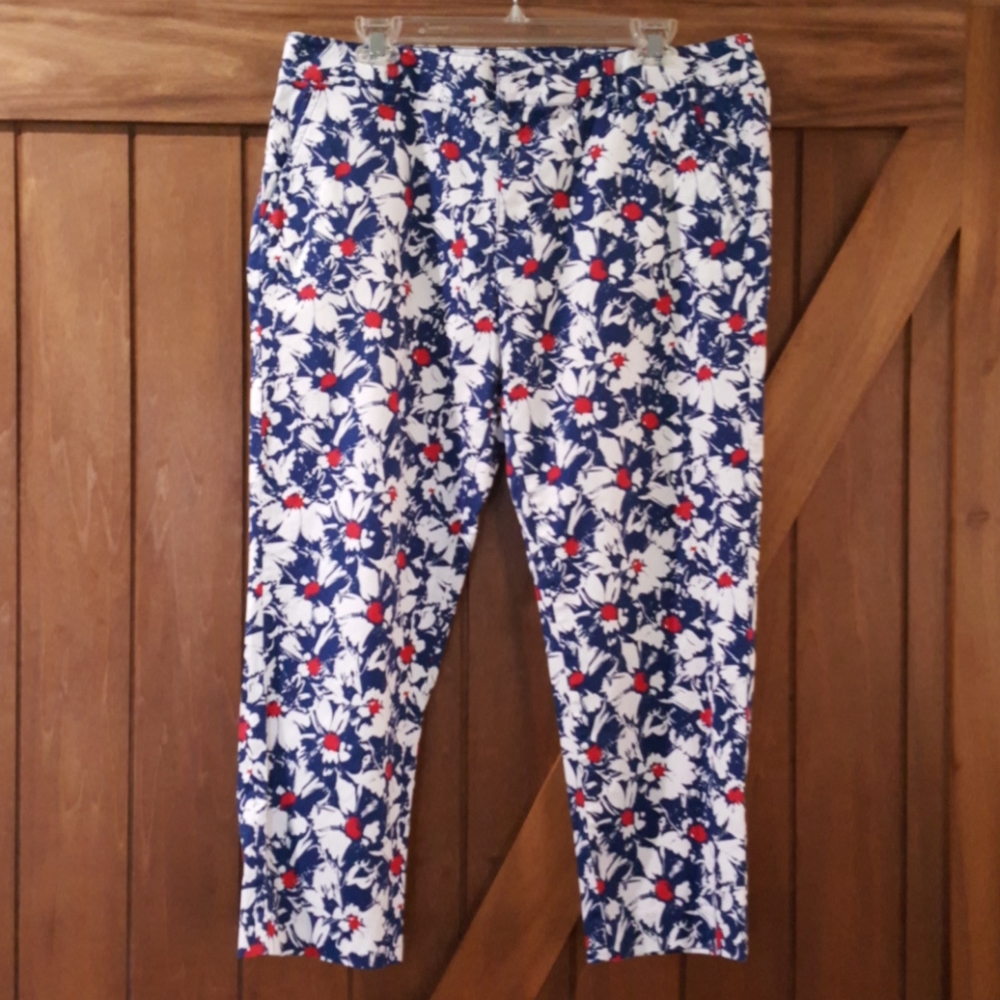 *TOMMY HILFIGER* R/W/Bl Floral Cropped Pan…